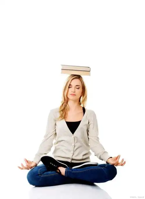 双盘打坐怎么练?掌握6点技巧,进步会很快