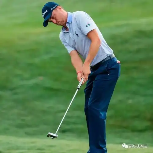 顶级职业球手十有八九用大头推杆