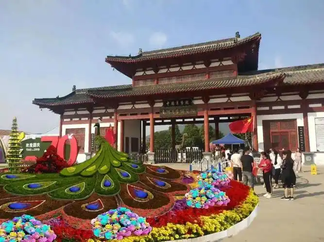 南阳新晋网红打卡地:南阳中国月季园2020南阳·中国月季园专业打造!