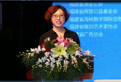 于芳 中国国际教育电视台最后,于芳就"中餐繁荣百千万工程"发表了