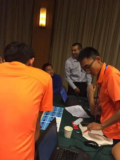 黄道雄讲师主页