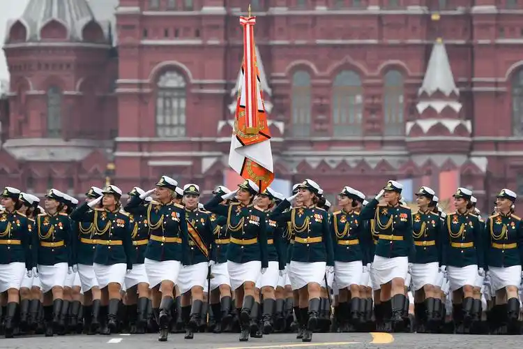 红场阅兵回顾俄罗斯胜利日阅兵纪念卫国战争胜利77周年