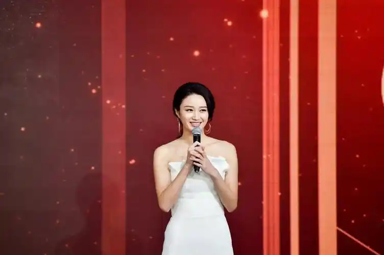 11月2日,凤凰卫视全球品牌大会在北京凤凰中心召开.