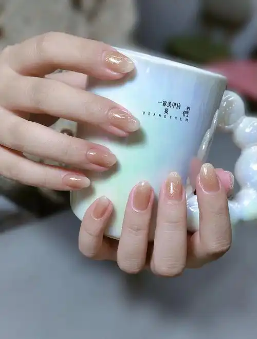 秋冬新款,蜜桃粉渐变磨砂  法式猫眼美甲#同城美甲美睫 #法 - 抖音