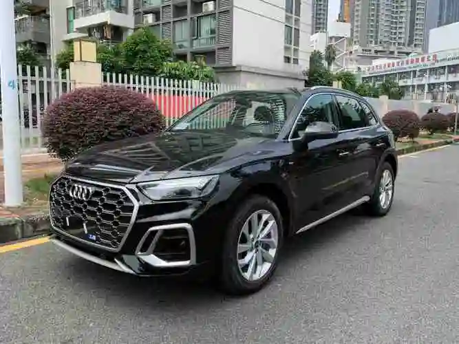 深圳2021年9月奥迪奥迪q5l2021款40tfsi豪华动感型黑色手动挡