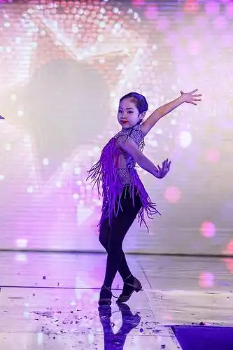 适合年龄:4岁半到12岁均可!