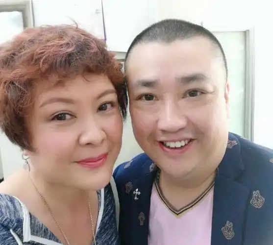 康祈宗郭昶:化疗5次后病逝,16年过去,妻子潘结一直不愿改嫁