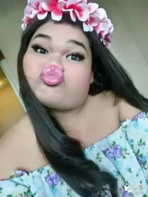 "自信"形象引争议,泰国胖妹"快乐宝拉"变中国网红