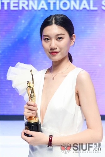 "中国珠宝"品牌跨界第六季siuf国际超模大赛 演绎多元之美