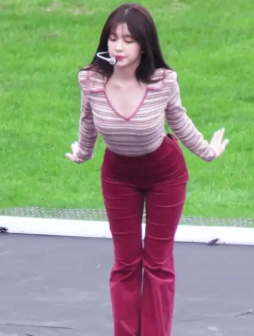 气质女神裴珠泫,长腿短腿都是爱!-度小视