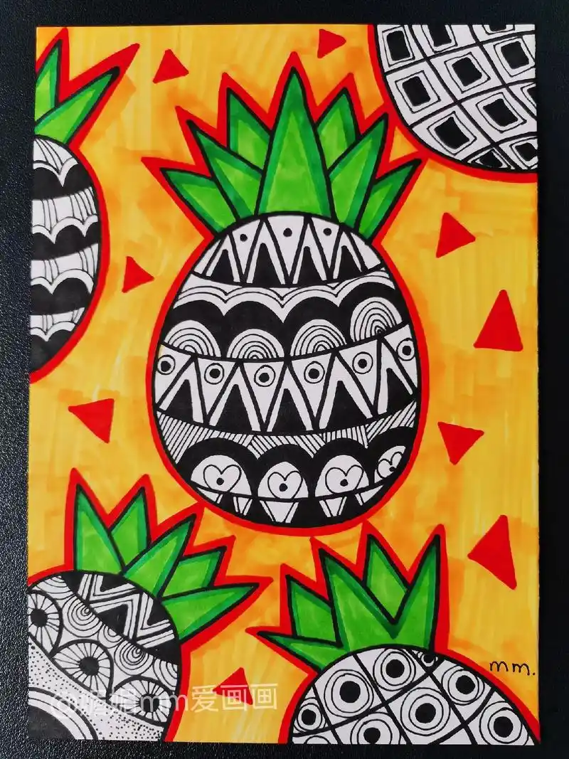 《线描菠萝》今天我们就浅浅的画个简单的线描画吧,运用点线面来 - 抖