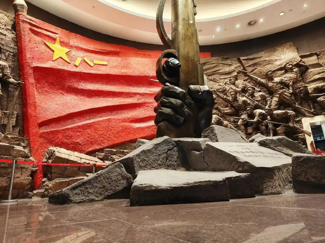 南昌八一起义纪念馆.1927年8月1日,南昌城头一声枪响,拉 - 抖音