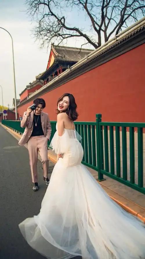 感受下老北京风格的婚纱照