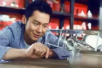 原创惊爆眼球非你莫属李晨被判刑20个月人设被揭穿后报复社会