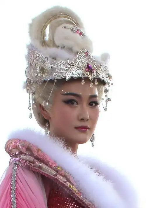 苏妲己:影视绝美容颜背后,谁是你心中的蛇蝎佳人?