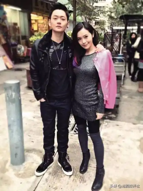 tvb小生疑当众黑脸白眼路人,恐因旧爱结婚心情差,事业陷瓶颈_张振朗