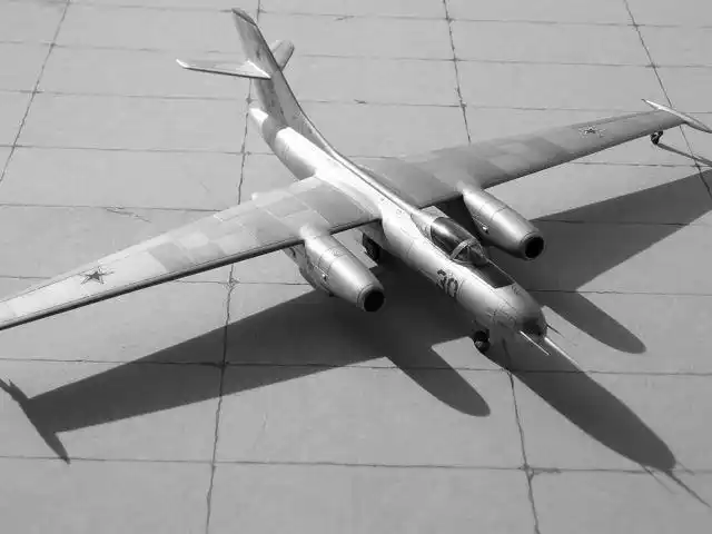 雅克-25截击机,一款苏联自用的战斗机|轰炸机|飞机|飞行_网易订阅