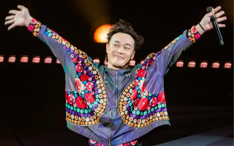 陈奕迅20240106广州演唱会04:《幸福摩天轮》