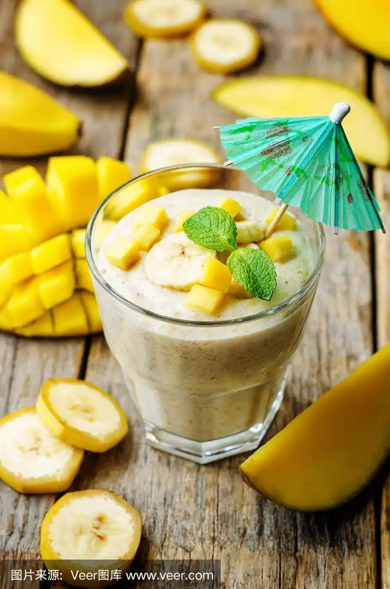 香蕉芒果奶昔