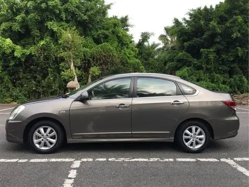 日产轩逸经典款(2012款日产轩逸经典款)