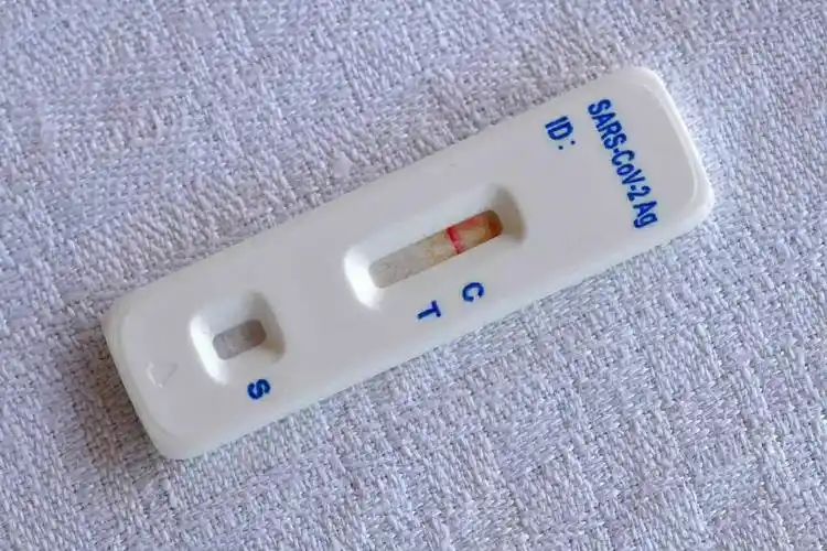 艾故事一个检测结果阴性的hiv试纸开启了他的梦魇