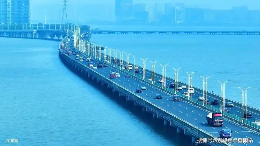 1 | 八百里太湖 世界湾区会客厅苏州湾芯 127万㎡经济生活体| 项目