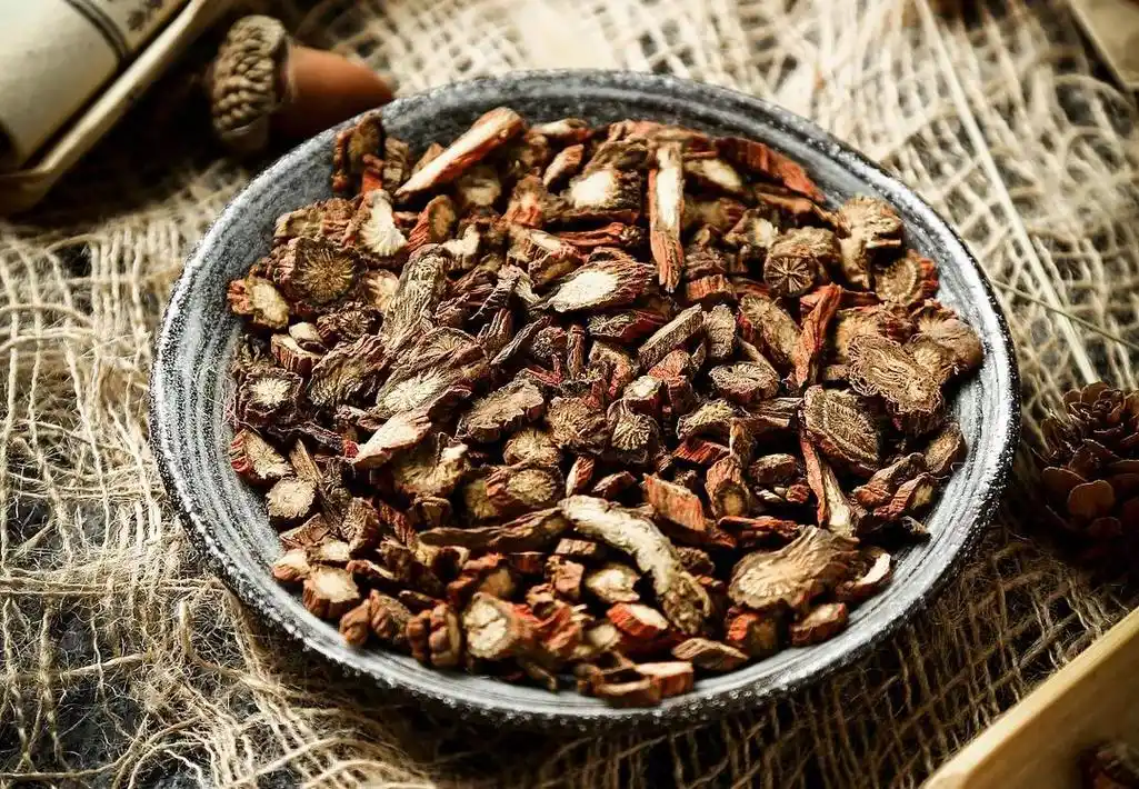 丹参助你远离冠心病你知道丹参正确泡酒的方法吗