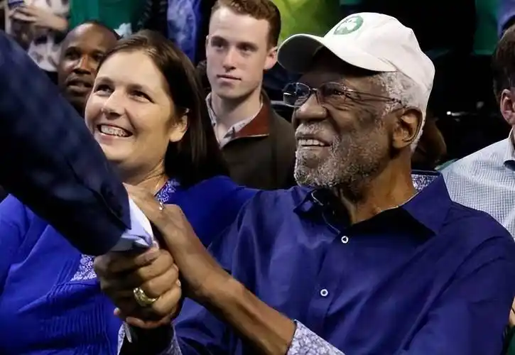 娶过美国选美小姐,84岁办四婚,留巨额遗产_比尔拉塞尔_婚姻_妻子