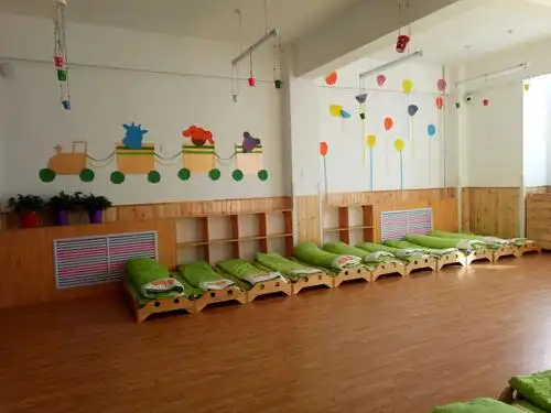 乐斯尼幼儿园招生了!让孩子童年,不同样!(副本)