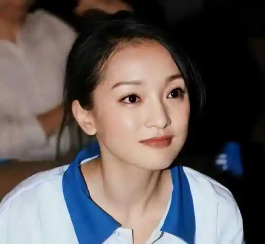 陈凯歌评价周迅:"如果身高再多10cm,整个世界就是她的