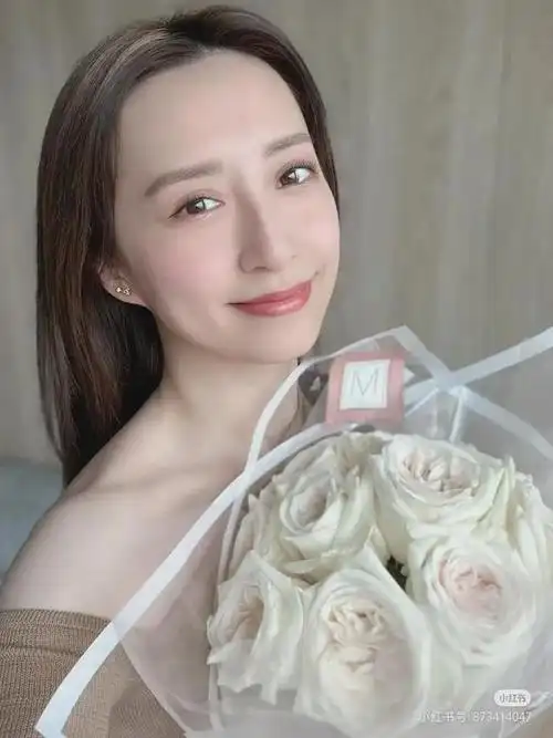 龚嘉欣晒出自我最新社交动态引关注