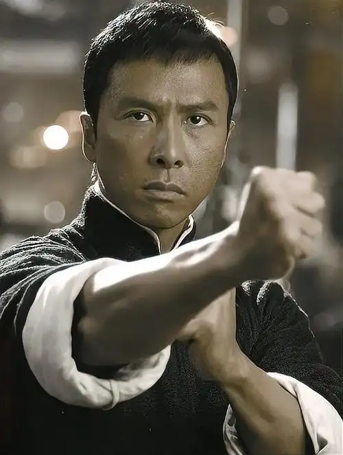 什么是真正的咏春拳,让叶问用实力告诉你!