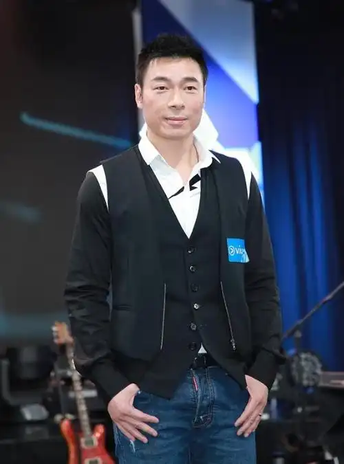 许志安复出,黄心颖结新欢,马国明恋汤洛雯|郑秀文|tvb|汤镇业_网易