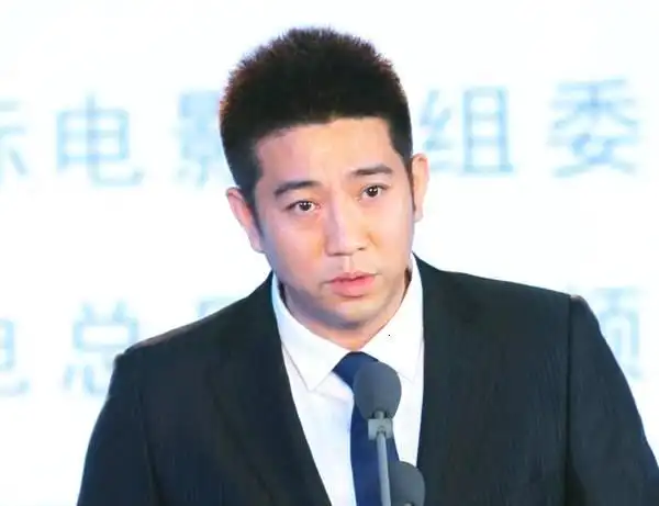 李大为(资料图)4月10日晚,中国电视剧导演委员会发出讣告,导演李大为