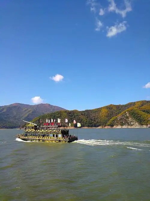 其它 吉林松花湖风景区 写美篇 松花湖即丰满水库,位于吉林省吉林市