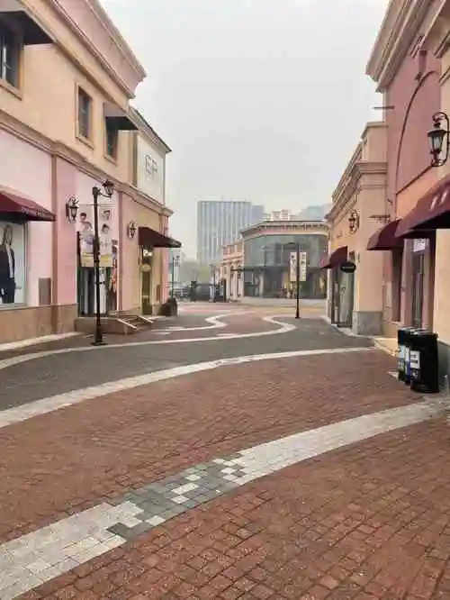 天津新燕莎奥特莱斯-"空港里的新燕莎奥莱,因为离得不是很远,所.