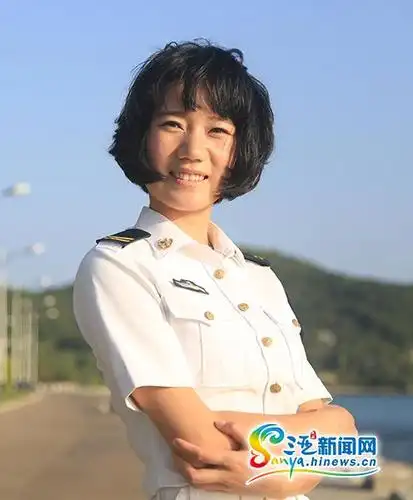 海军女兵胡美玲:铿锵玫瑰惜别三亚军营