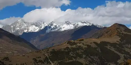 四川阿坝藏族羌族自治州小金县四姑娘山(幺妹峰海拔6250米)赏记2018年