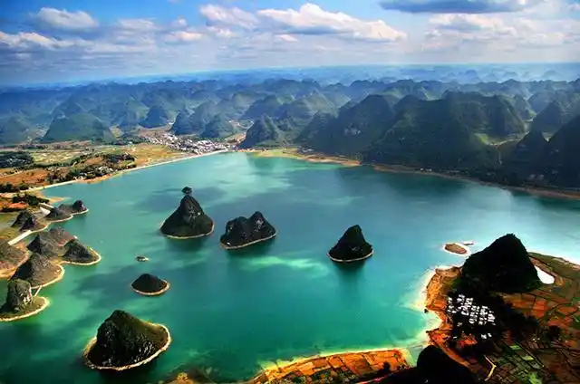 广西深藏不露的绝世美景靖西渠洋湖*