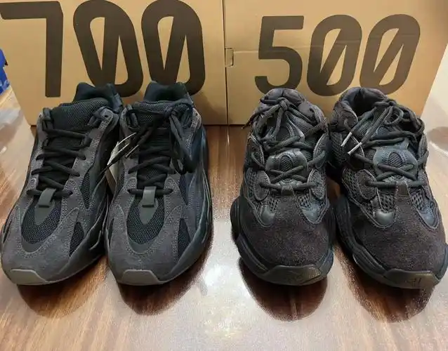 yeezy黑武士700500