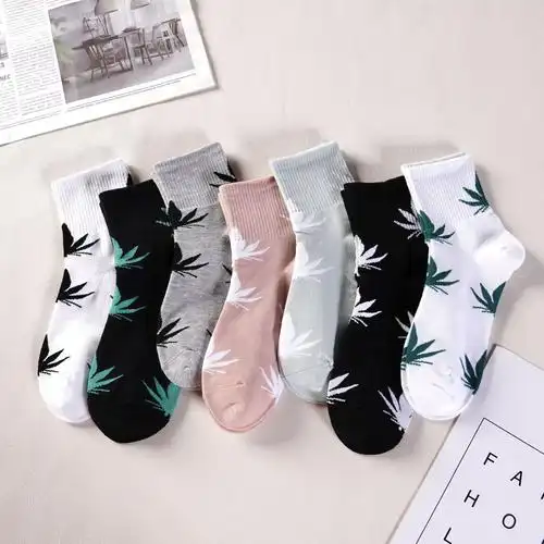 外贸枫叶袜子女四季中筒袜韩版ins潮袜网红透气吸汗百搭运动袜女