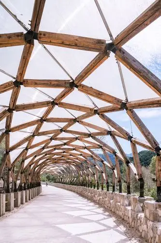 罗拓湾凉棚为振兴农村而建