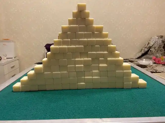 5,看看我叠的金字塔!