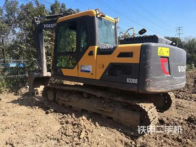 沃尔沃ec120d挖掘机