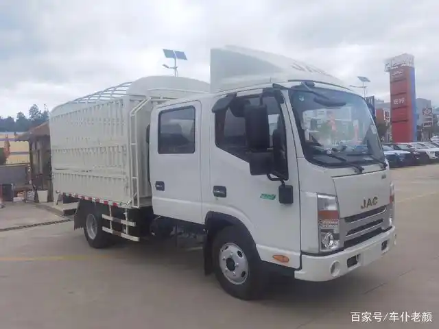 江淮帅铃q3国六双排合规轻卡