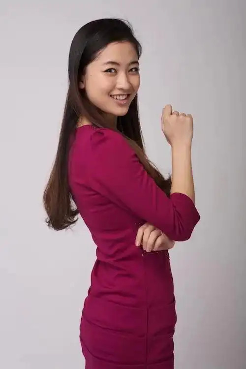 远方的家主持人唐天骄美照