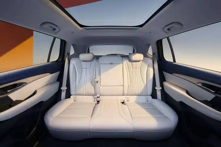 配曲面双联屏 新款昂科威plus内饰官图发布 搭载骁龙8155车机芯片