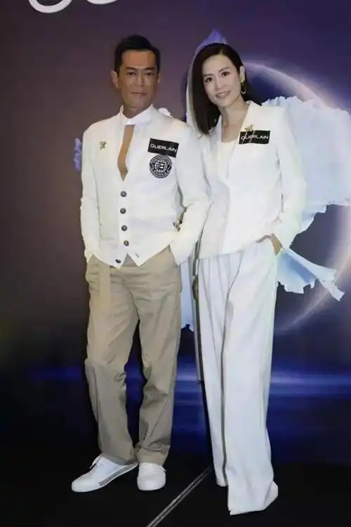 古天乐跟宣萱有在一起吗(古天乐与宣萱又穿)(9)