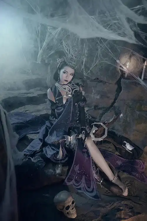 剑网三五毒秦风毒姐cosplay