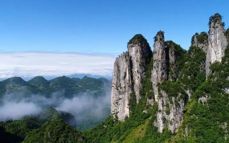 恩施大峡谷是国家aaaaa级旅游景区国家地质公园有世界地质